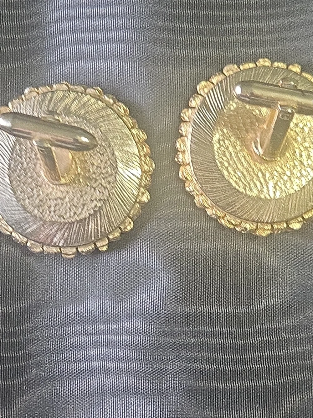 N/A vintage gold